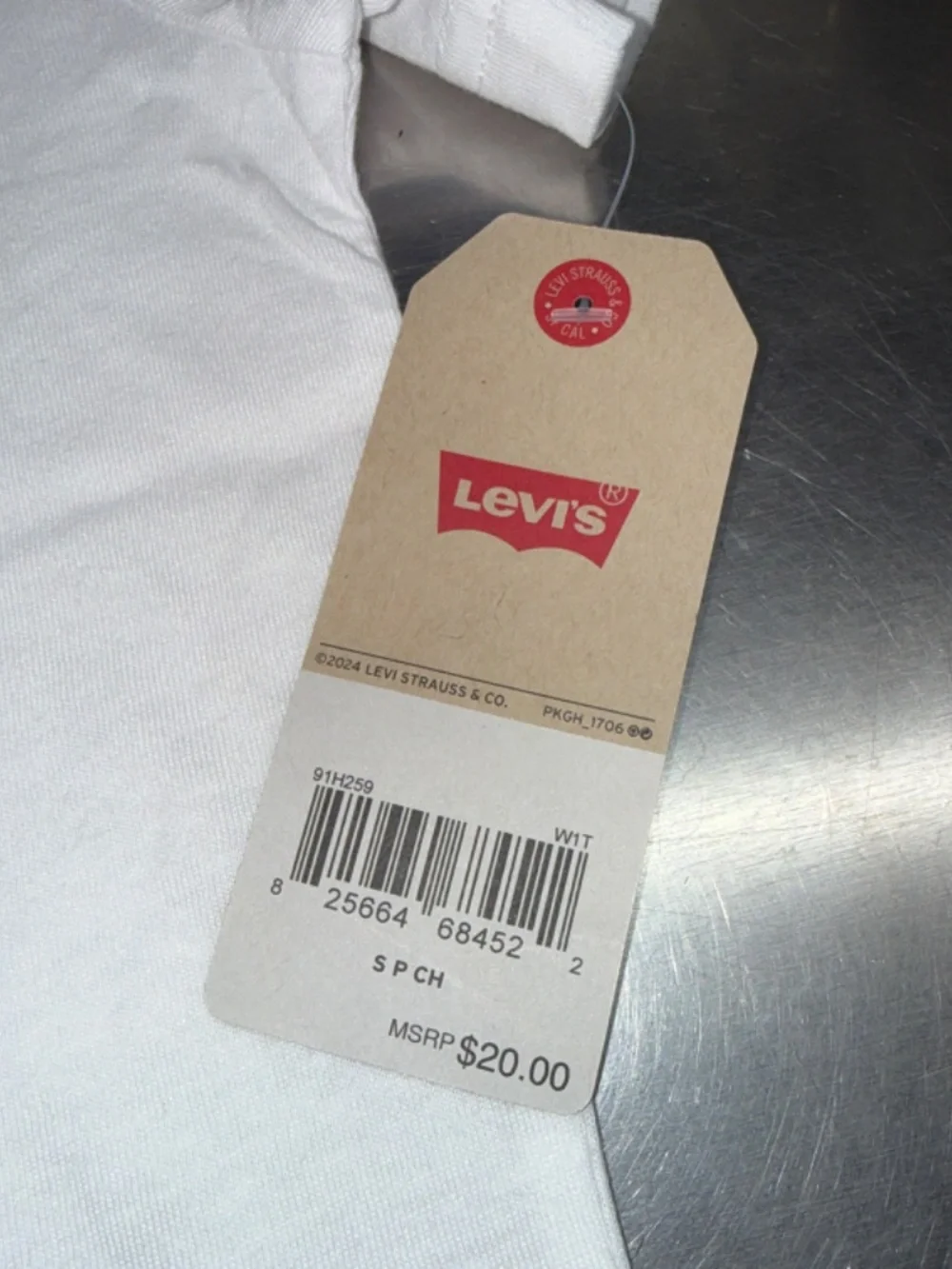 Levi's Boy's Hot & Fresh Pizza Graphic T-Shirt - SMALL - 8-10 Years Old NWT